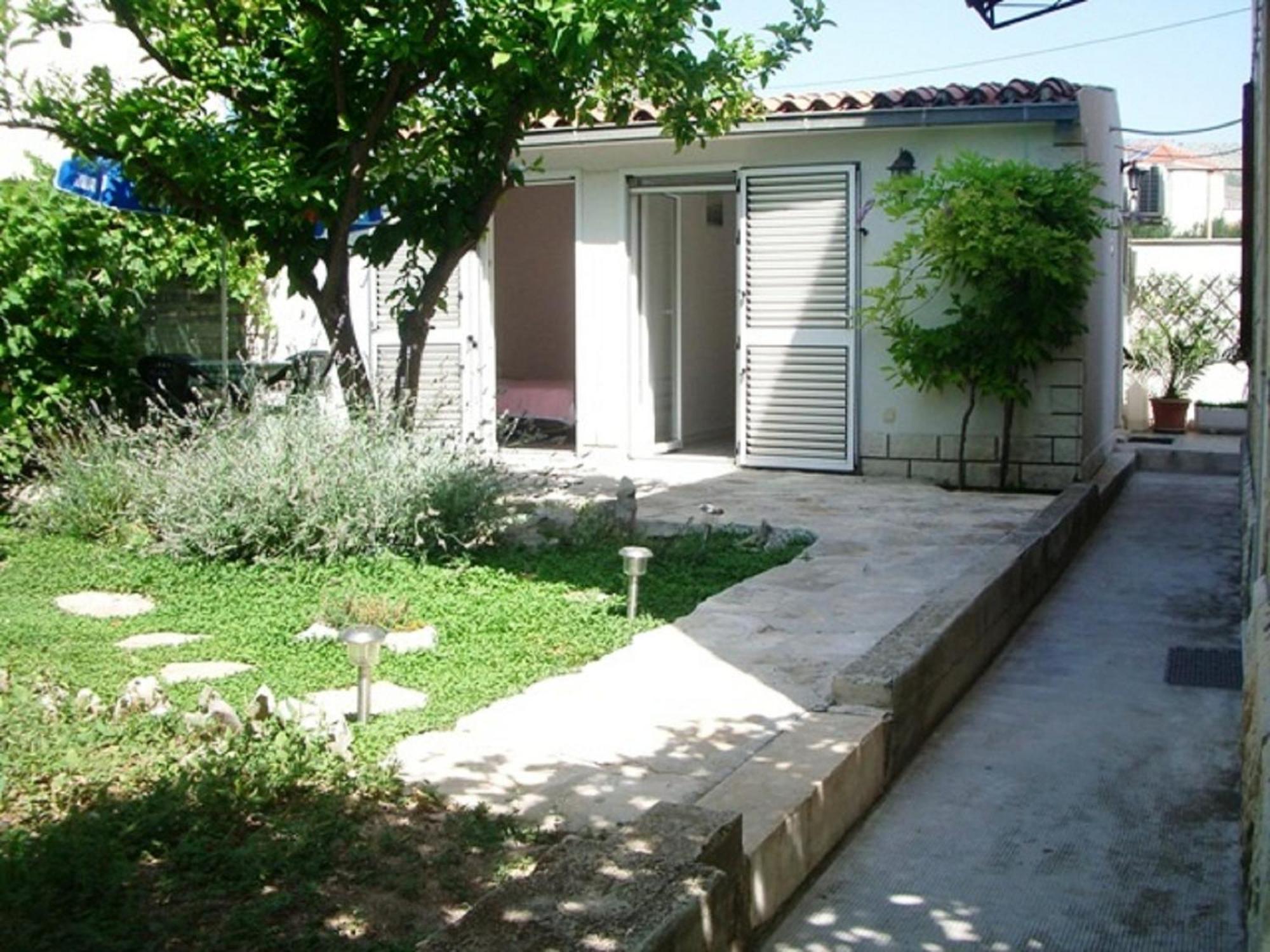 Apartments Gina Трогир Экстерьер фото
