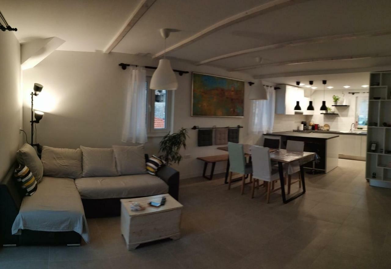 Apartments Gina Трогир Экстерьер фото