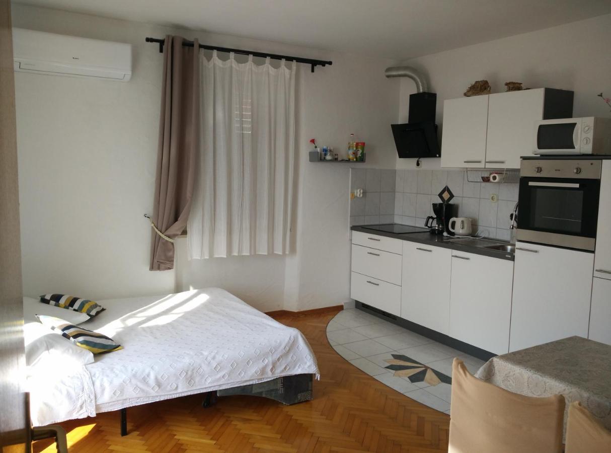Apartments Gina Трогир Экстерьер фото